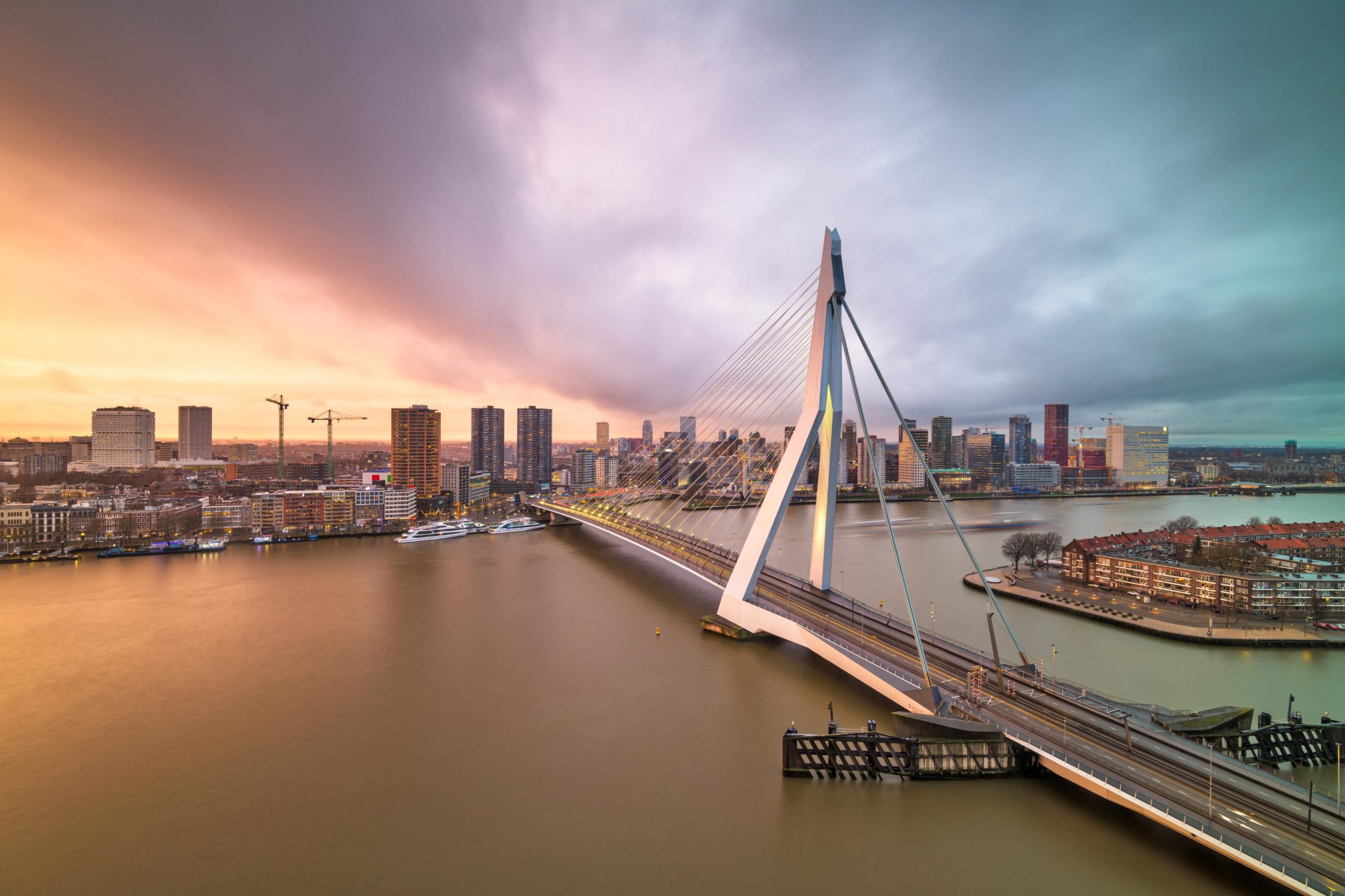 rotterdam-netherlands-skyline-2021-08-27-19-36-28-utc